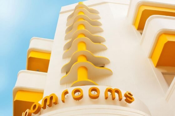 Bloomrooms @ New Delhi Railway Station