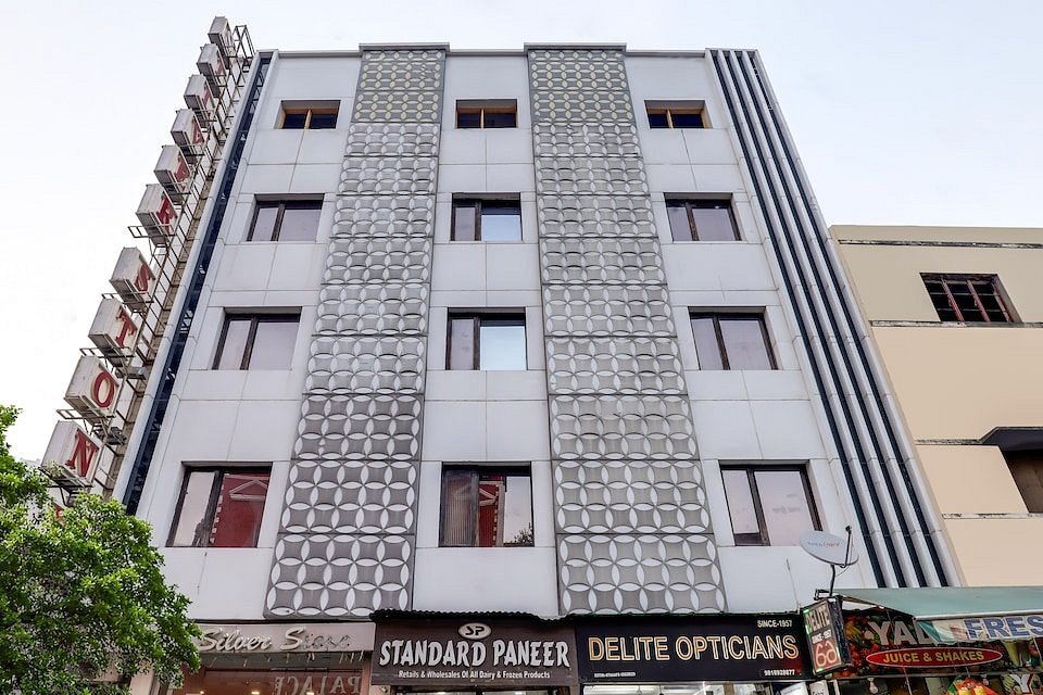 Capital O 1206 Hotel Silver Stone