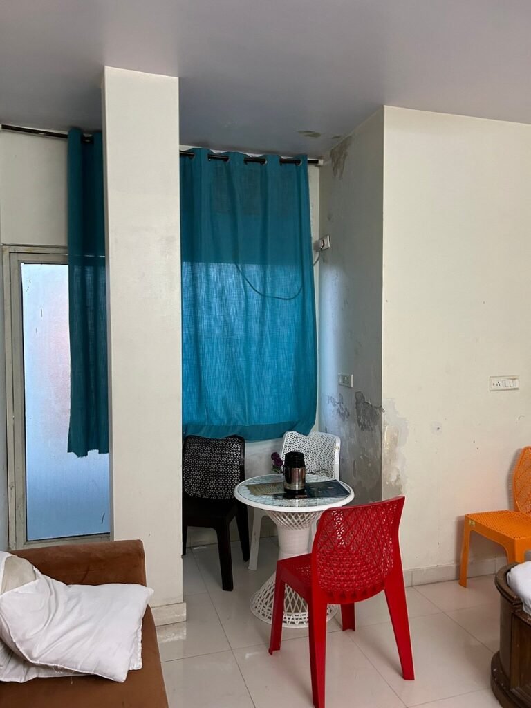 The Lazeez Hotel & Restaurant