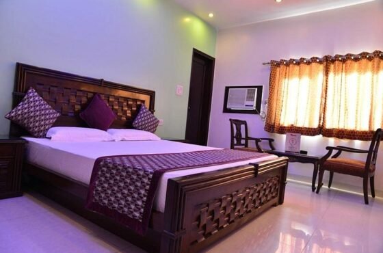Hotel Amax Inn