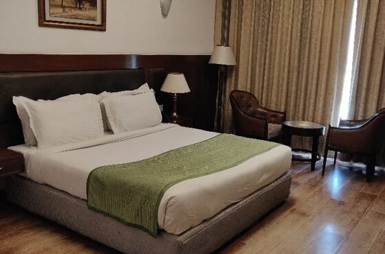 LilyWhite Hotel