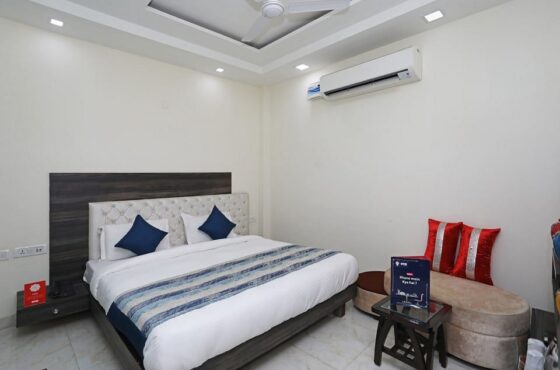 Capital O Season Grand Near Pitampura Metro Station