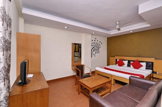 OYO 305 Hotel Rajdeep Palace