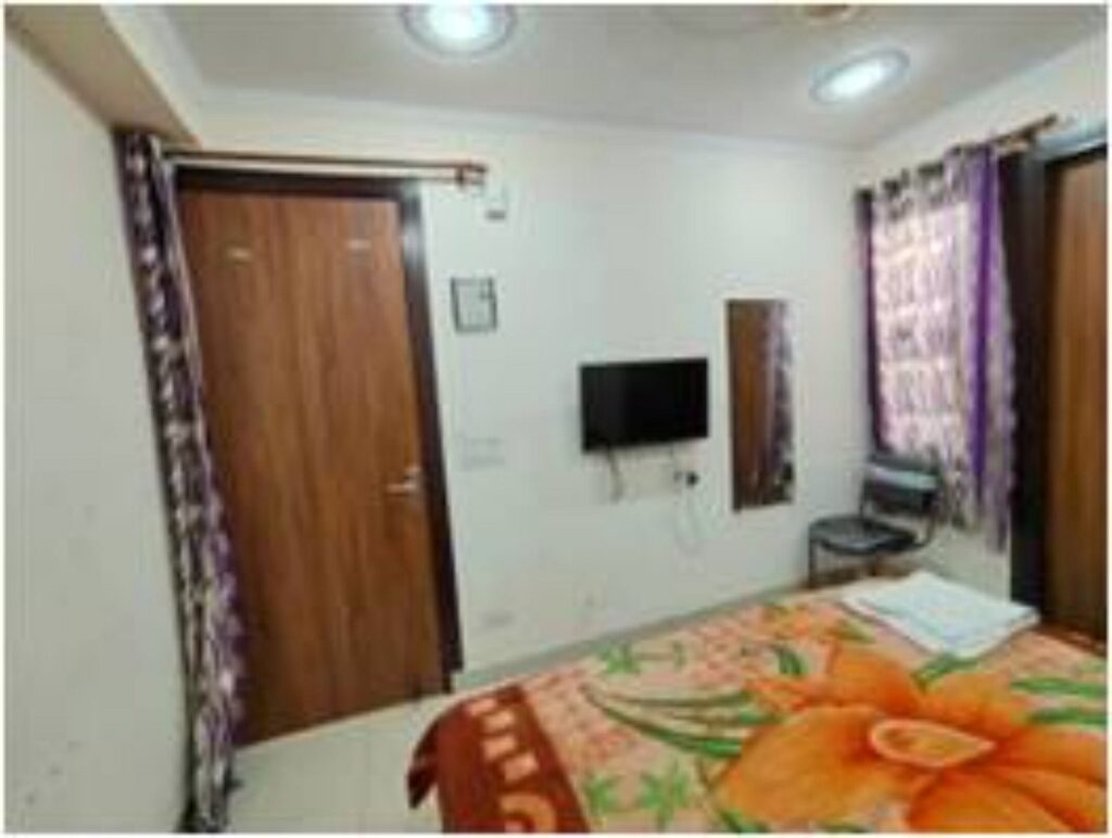 OYO 82107 Vivaan Residency