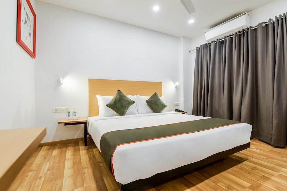 OYO Townhouse 094 Bhera Enclave