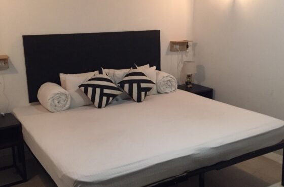 LetsBunk Poshtel & Suites