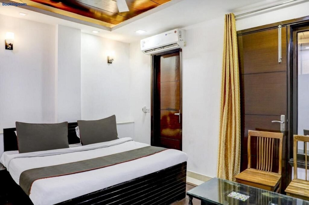 Collection O R S Villa Near Lotus Temple