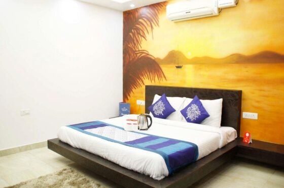 OYO 14385 Golden Petal Rooms