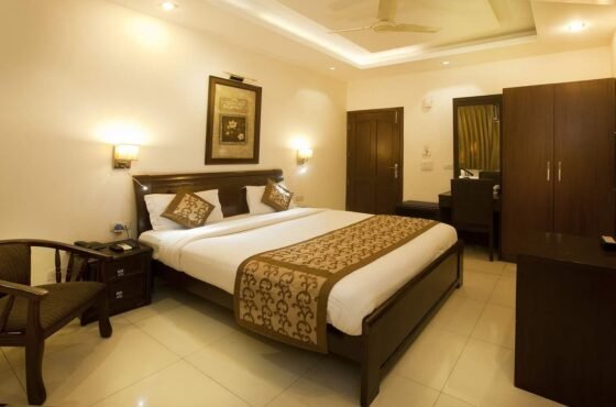 OYO Rooms CR Park Outer Ring Road